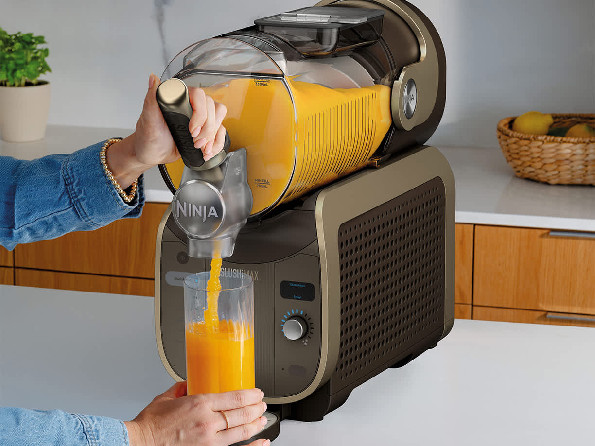 Ninja SLUSHi MAX Frozen Drink Maker - Mocha FS605UKBR - Ninja